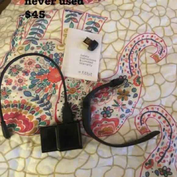 Premier Designs Jewelry - Picture 3 of 8